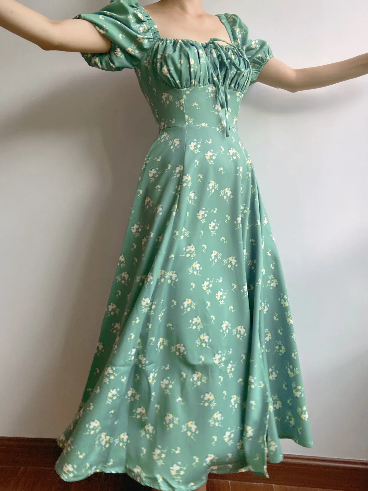 Green Garden Vibes Square Neck Dress