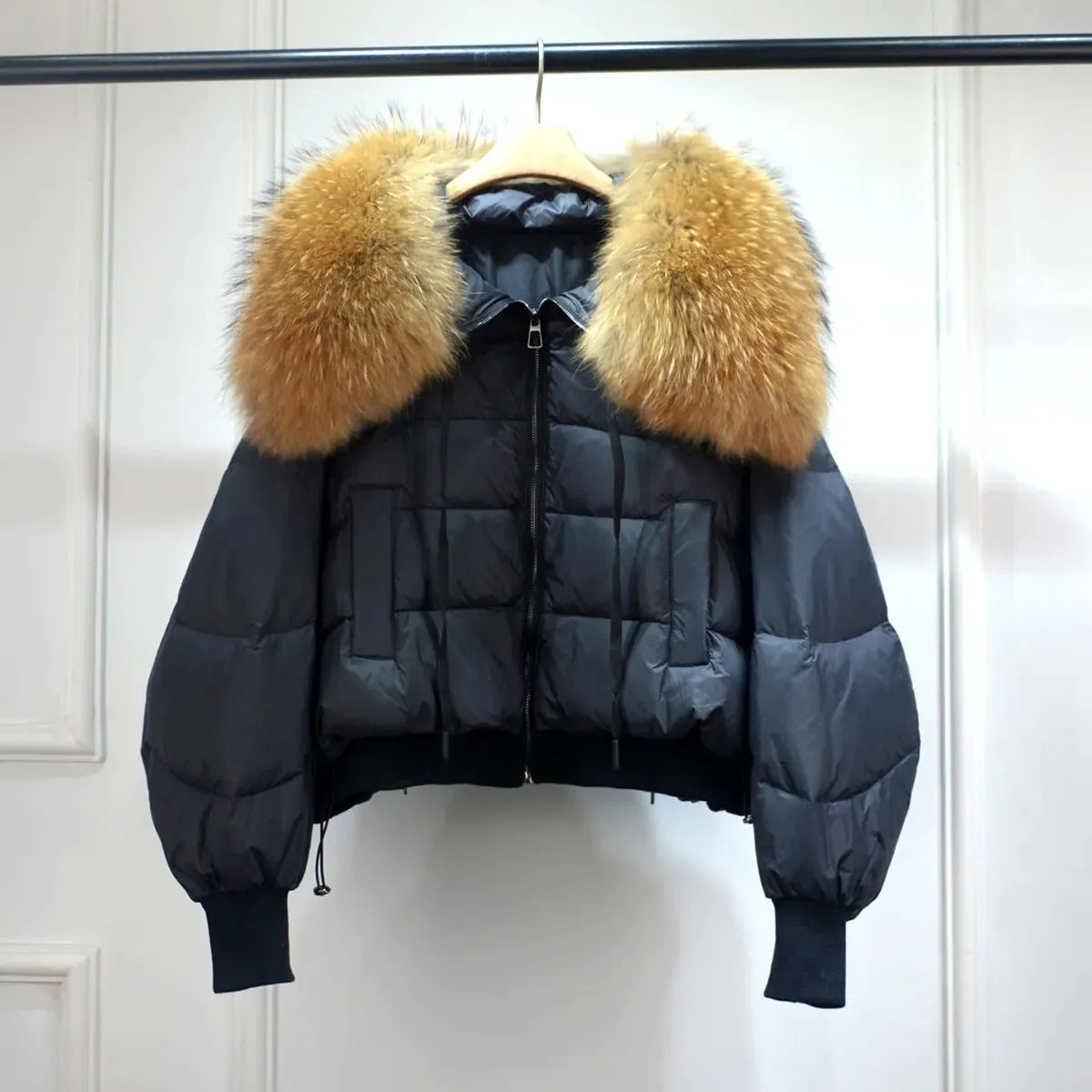 Lagabogy Winter Puffer Jacket Women Thick Warm Short Parkas Real Natural Raccoon Fur Female Loose 90% White Duck Down Coat
