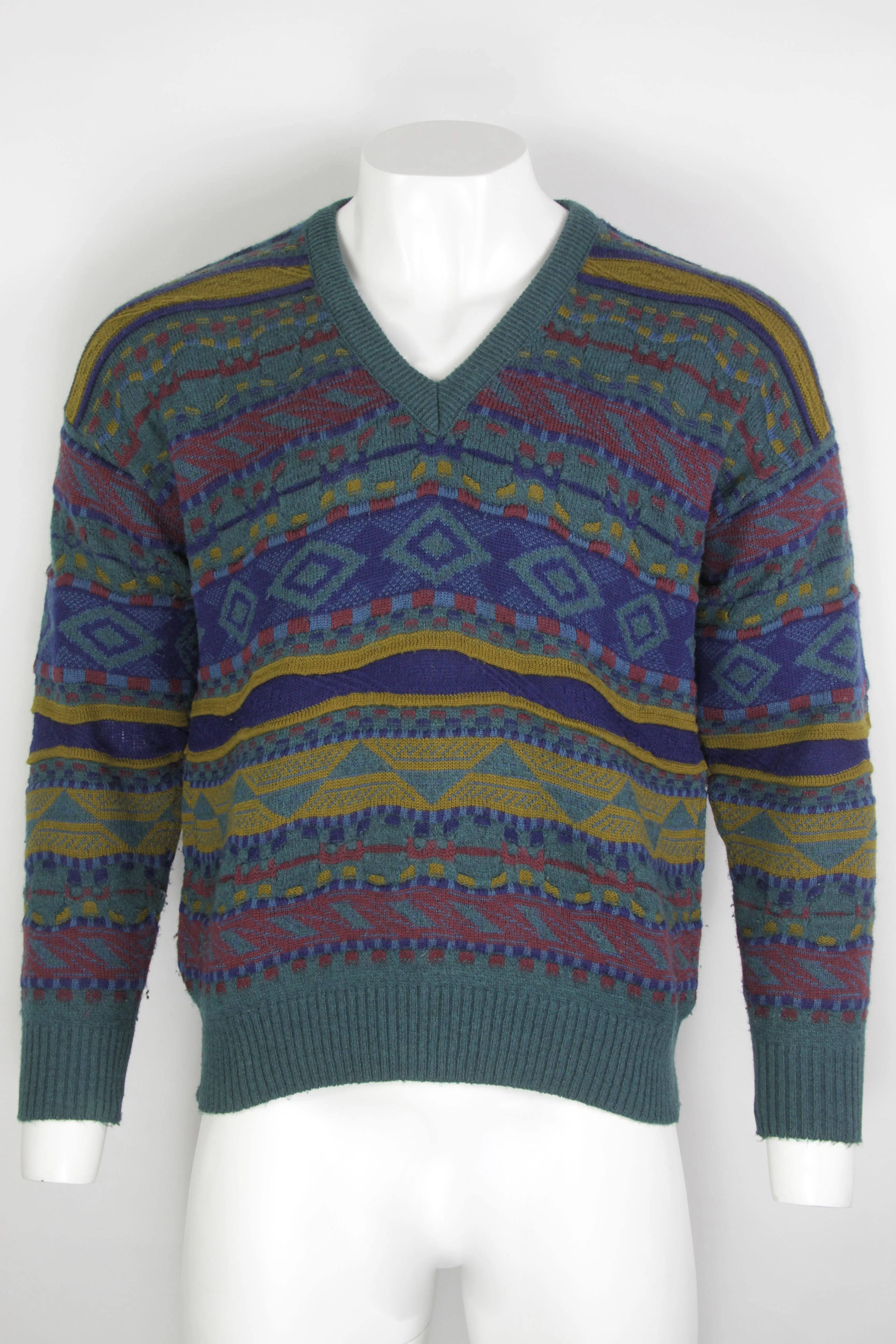 Vintage 80/90s Textural Knit Pattered Sweater - L